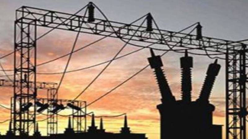 وفاقی حکومت نے بجلی کی تقسیم کار کمپنیوں کی نجکاری کی تیاری تیز کردی