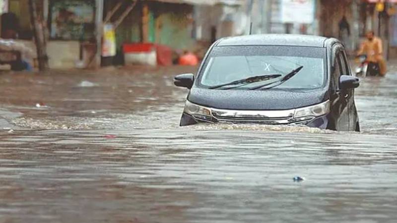 موسلا دھار بارش سے نشیبی مارکیٹوں میں سیلابی صورت حال پیدا
