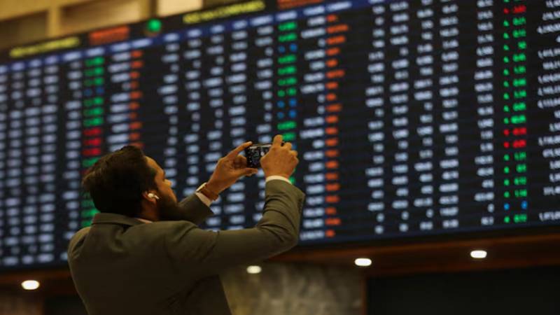 پاکستان اسٹاک ایکسچینج میں کاروبار کا شاندار آغاز، 100 انڈیکس نئی بلند ترین سطح پر پہنچ گیا