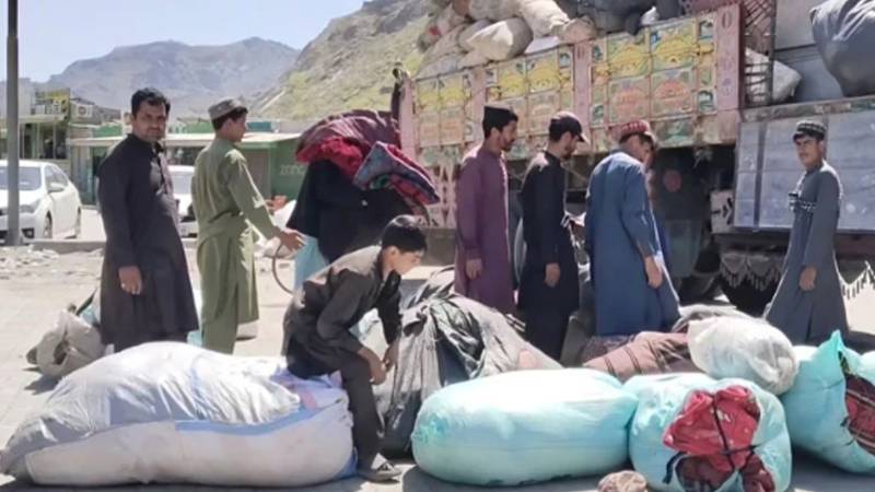 افغان شہریوں کی واپسی کا سلسلہ جاری، طورخم بارڈر سے مزید 2491 افراد وطن واپس گئے