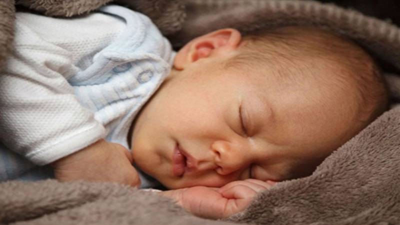 بھارت میں صدمہ خیز واقعہ: 15 دن کے بچے کو ماں نے فریج میں ڈال دیا