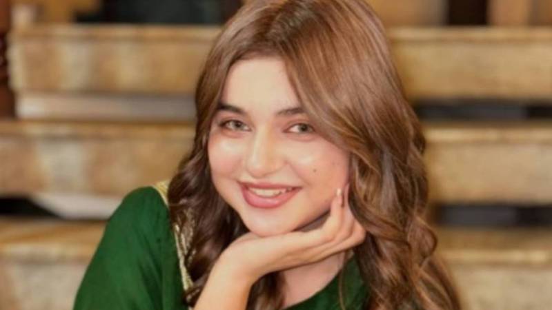 ٹک ٹاکر سامعہ حجاب نے سابق بوائے فرینڈ اور اس کے اہل خانہ کو دھمکیاں دے دیں