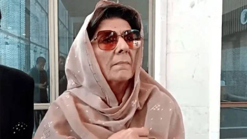 عمران خان کو ایک اور مقدمے میں سزا دینے کی تیاری کی جا رہی ہے:علیمہ خان