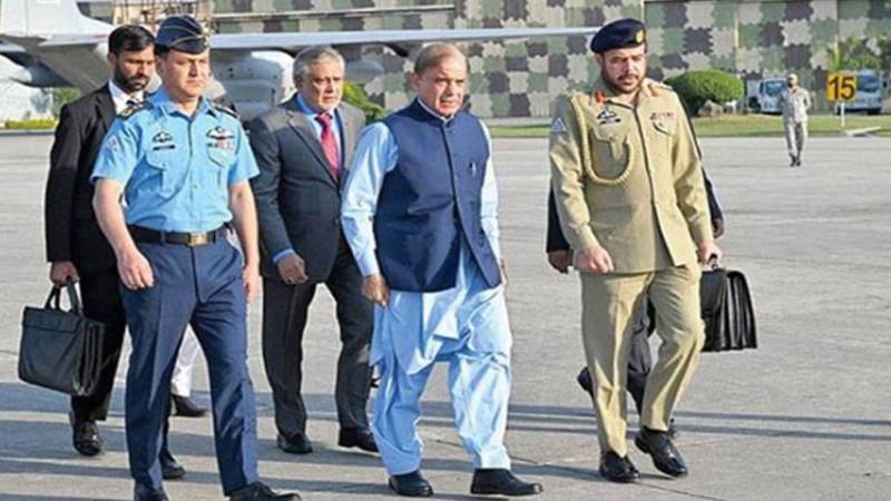 وزیراعظم شہباز شریف تین ملکی دورے پر روانہ، سعودی عرب میں اہم ملاقاتیں متوقع