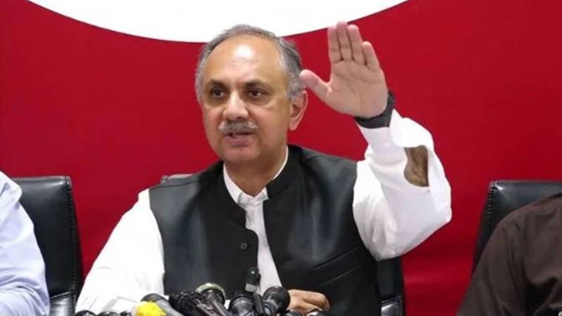عمر ایوب کا جیل حکام پر عدالتی حکم نہ ماننے کا الزام، بدعنوانی اور مہنگائی پر حکومت کو تنقید