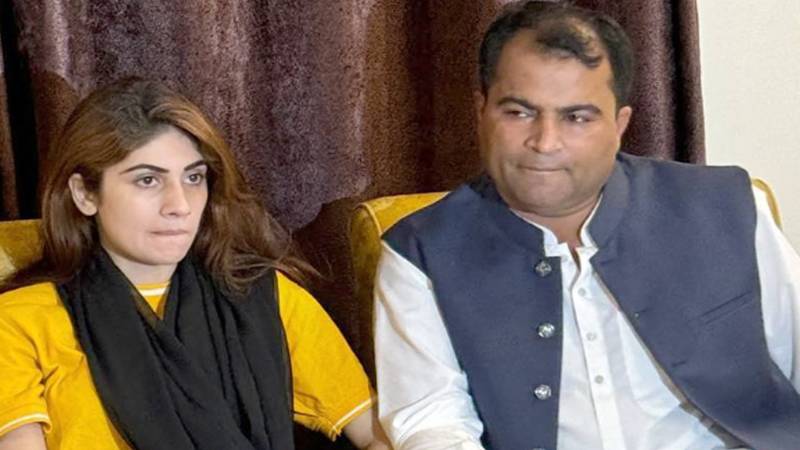 حکیم شہزاد عرف لوہاپاڑ بغیر لائسنس معجون فروخت پر ڈرگ کورٹ میں پیش ہونے کے لیے طلب