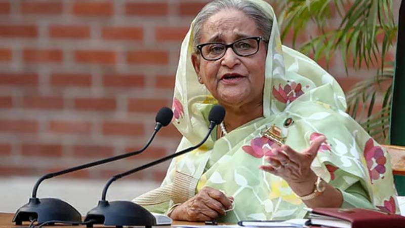 بنگلا دیش میں برطرف وزیرِاعظم شیخ حسینہ اور اہل خانہ کا ووٹنگ حق معطل