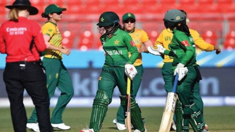 قذافی اسٹیڈیم لاہور میں آج پاکستان اور جنوبی افریقہ ویمنز ٹیموں کا ٹاکرا ہوگا