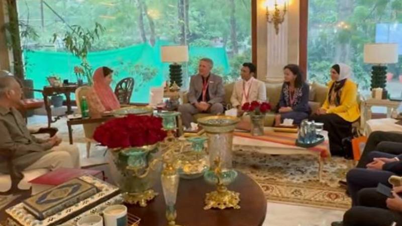 وزیراعلیٰ پنجاب مریم نواز سے جرمن ادارے ہوپ چلڈرن کینسر سینٹر کے وفد کی ملاقات