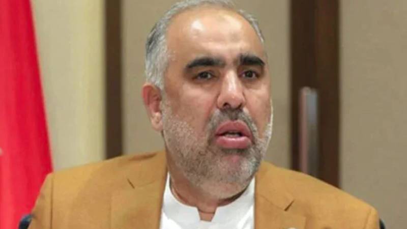 قدرتی وسائل کا اختیار کسی کو نہیں دیں گے، خطے کے ممالک سے تعلقات بہتر بنائیں گے:پی ٹی آئی رہنما اسد قیصر