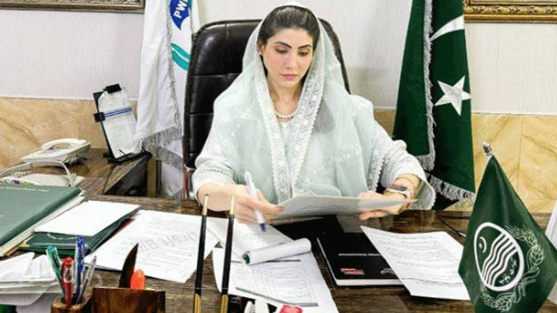 ملتان چونگی میں 13 سالہ گھریلو ملازمہ پر تشدد و زیادتی، حنا پرویز بٹ کانوٹس