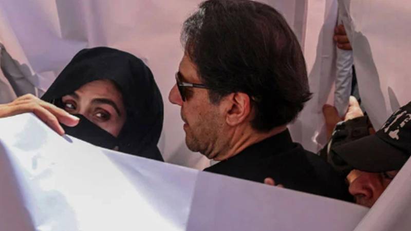 بانی پی ٹی آئی اور بشریٰ بی بی کی 190 ملین پاؤنڈ کیس میں سزا معطلی کی درخواستیں 16 اکتوبر تک ملتوی