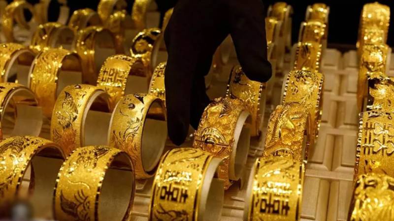 سونے کی عالمی اور ملکی مارکیٹ میں آج نمایاں کمی