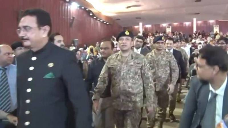 ڈی جی آئی ایس پی آر کا پنجاب یونیورسٹی میں طلبہ سے خصوصی مکالمہ