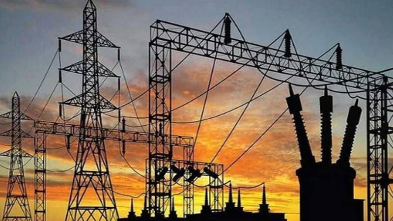 ایک ماہ کے لیے بجلی مہنگی ہونے کا امکان، نیپرا آج سماعت کرے گا