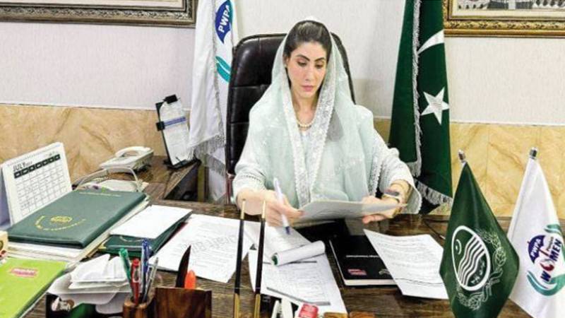سبزہ زار لاہور میں بہنوئی کے ہاتھوں میاں بیوی قتل، حنا پرویز بٹ کا متاثرہ خاندان سے اظہار تعزیت