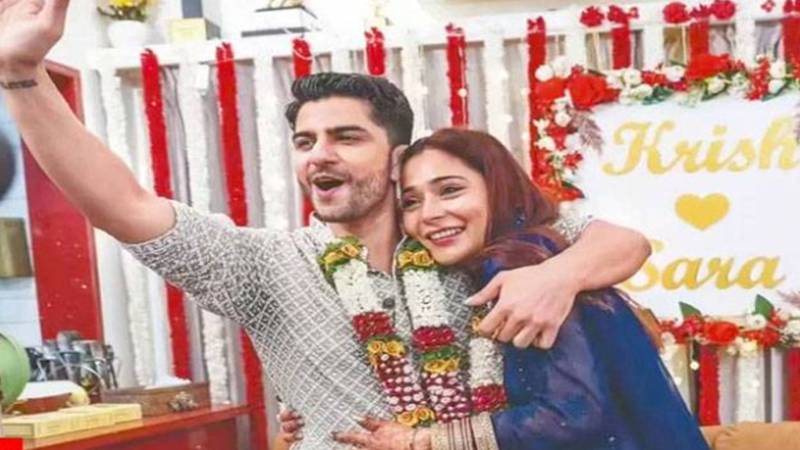 بھارتی اداکارہ سارہ خان نے پاکستانی ڈراموں میں کام کے بعد شادی کرلی