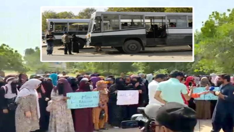 جامعہ کراچی میں طالبہ کی بس سے ٹکر، جاں بحق، ڈرائیور کو حراست میں لے لیا گیا