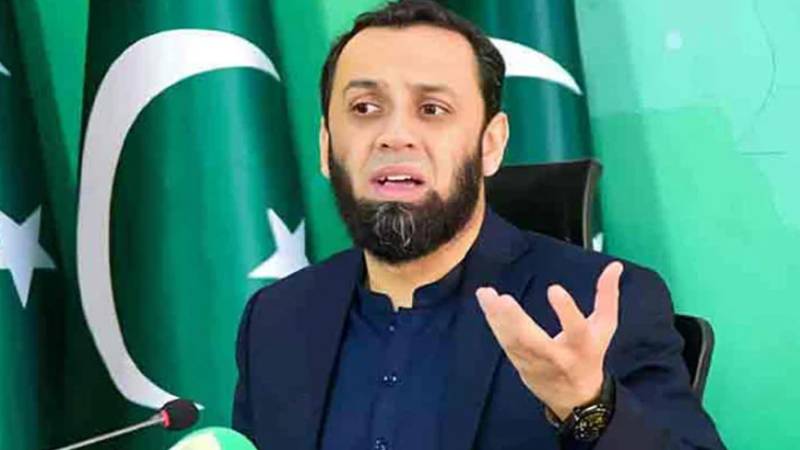  بانی پی ٹی آئی اور ان کی جماعت دہشت گردوں کے ہر فورم پر حمایت کرتی رہی ہے:عطا تارڑ