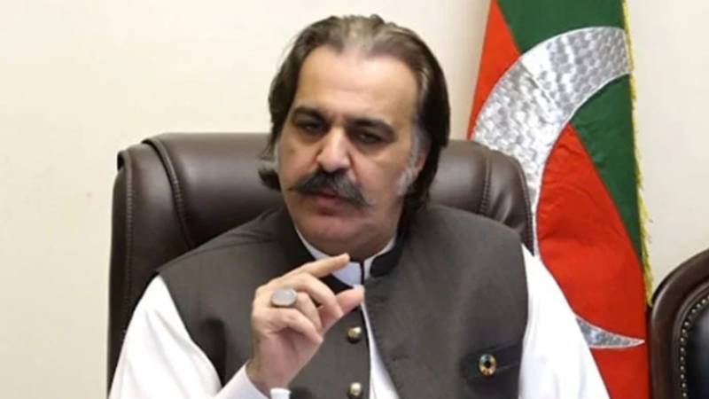  پی ٹی آئی نے وزیراعلیٰ علی امین گنڈاپور کا استعفیٰ منظور نہ ہونے کی صورت میں متبادل حکمت عملی تیار کرلی ہے:ذرائع