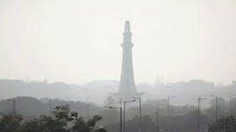 لاہور میں خوشگوار موسم، فضائی آلودگی تشویشناک سطح پر