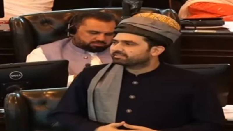 سہیل آفریدی کا عمران خان کی حمایت اور ملٹری آپریشن کے خلاف مؤقف کا اظہار