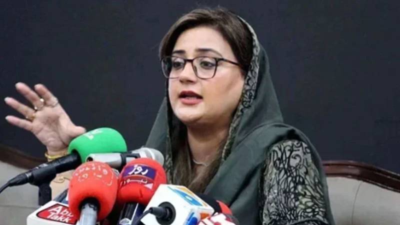 خیبر پختون خوا کا نیا وزیرِ اعلیٰ پرچی سے نہیں بلکہ اصل فرشی حکومت ہے:عظمیٰ بخاری