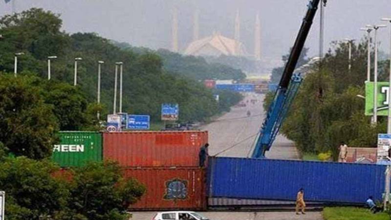 اسلام آباد ریڈ زون مکمل بند، راولپنڈی میں دفعہ 144 نافذ؛ سکیورٹی ہائی الرٹ