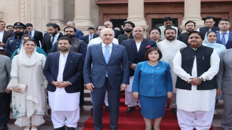  ترکیہ اور آذربائیجان کے اسپیکرز کا پنجاب اسمبلی کا دورہ، دوطرفہ تعاون بڑھانے پر اتفاق