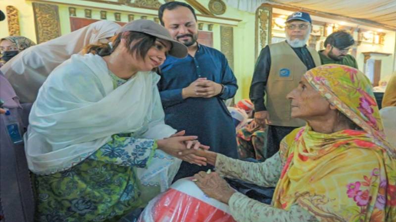 حدیقہ کیانی کی جانب سے جلال پور پیر والا اور شجاع آباد میں سیلاب متاثرین میں امدادی سامان کی تقسیم