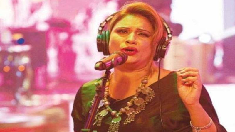 گلوکارہ نصیب اللہ کا گانا سننے پر شہری کے خلاف مقدمہ درج