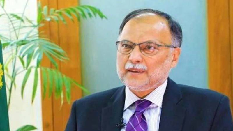  سیلاب سے 822 ارب روپے کا نقصان، ایک ہزار سے زائد جانیں ضائع:احسن اقبال