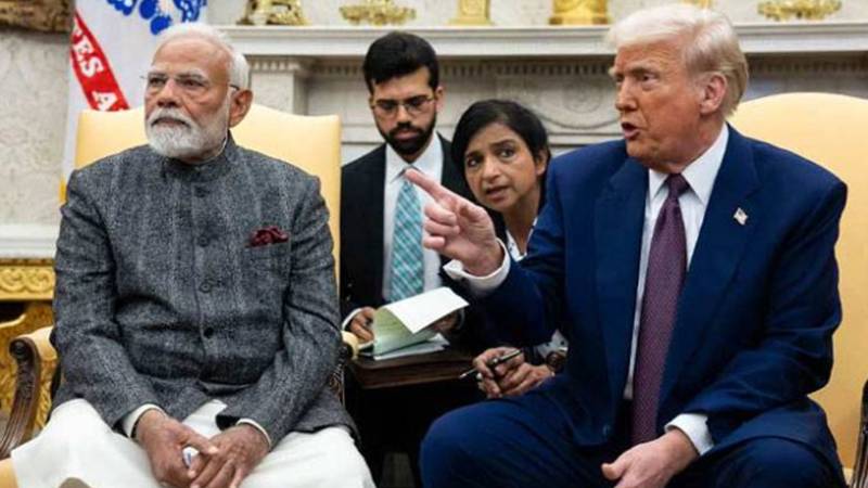  بھارت نے روسی تیل کی خریداری جاری رکھی تو بھاری ٹیرف عائد کیے جائیں گے:ٹرمپ 