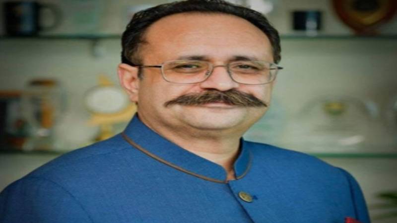 ڈپلومیٹک پاسپورٹ کے استعمال کے کیس میں تنویر الیاس کی حاضری سے استثنیٰ کی درخواست منظور