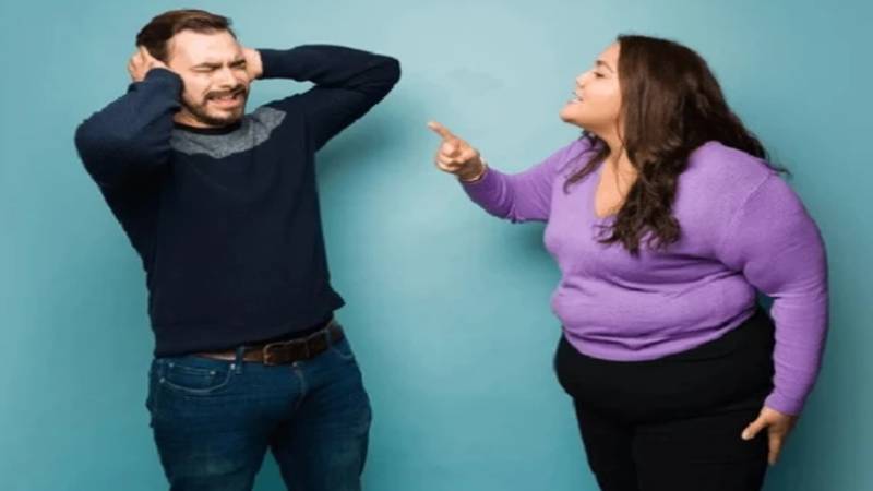 ترکی میں شوہر کو بیوی کے فون میں توہین آمیز نام رکھنے پر زرتلافی ادا کرنے کا حکم