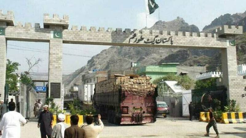 پاک افغان سرحدیں 13 روز سے بند، سامان کی تباہی اور ٹریفک جام جاری