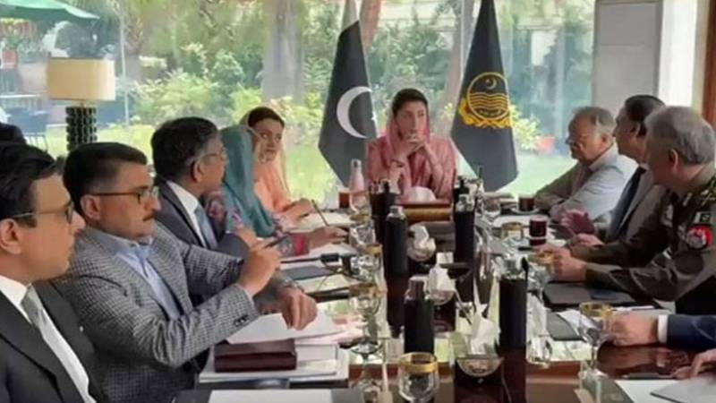 پنجاب حکومت کا اسلحہ قوانین سخت کرنے اور ڈرون پولیسنگ کا اعلان