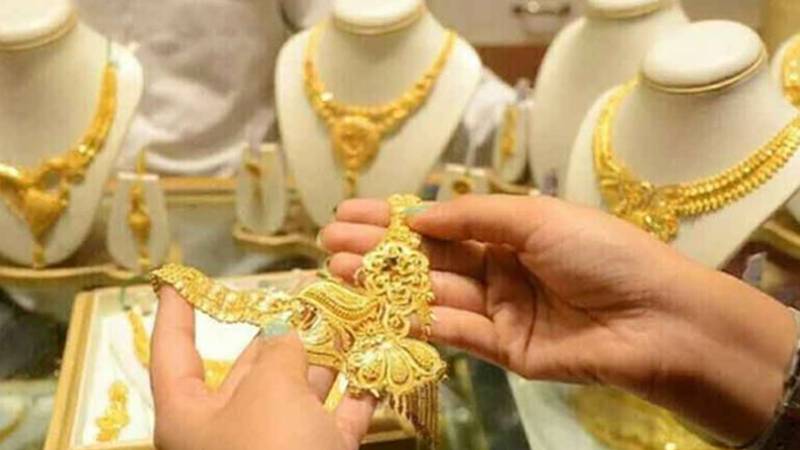 مسلسل کمی کے بعدسوناپھرمہنگا،فی تولہ قیمت کیاہوگئی؟