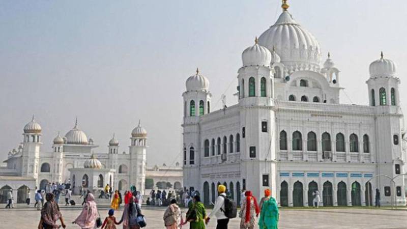پاکستان میں بابا گرونانک کے 556ویں جنم دن کی تقریبات، دنیا بھر سے سکھ یاتریوں کی آمد جاری