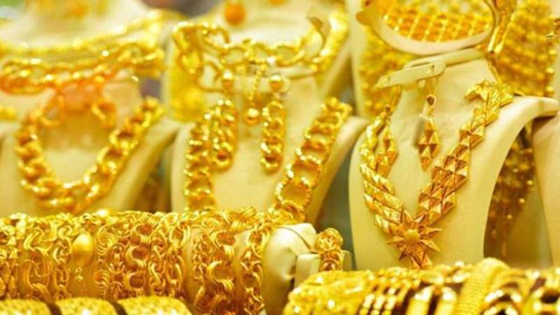 عالمی مارکیٹ میں سونے کی قیمت 4,000 ڈالر سے اوپر، سرمایہ کاروں کی دلچسپی بڑھ گئی