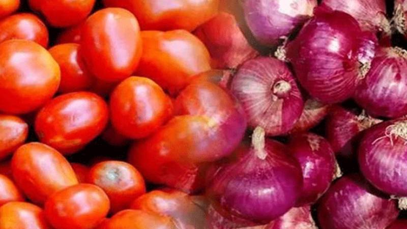 ٹماٹر کے بعد اب پیاز کی فی کلو قیمت بھی 220 روپے تک پہنچ گئی