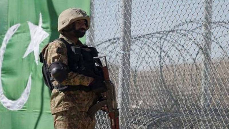 پاکستان میں دراندازی کی کوشش کرنے والے کالعدم تنظیم کے اہم کمانڈر سمیت 4 دہشتگرد ہلاک