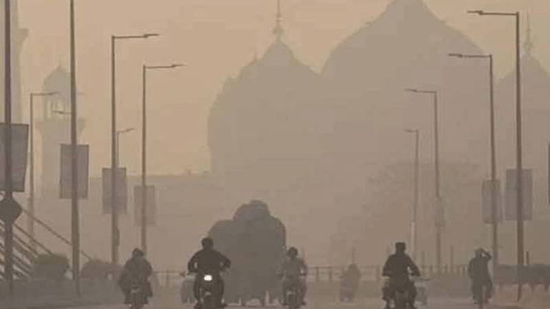 پنجاب میں دھند اور اسموگ کے خلاف سخت اقدامات، کارروائیاں تیز