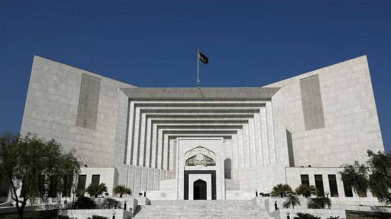 سپریم کورٹ سے کنٹونمنٹ بورڈ پشاور کو متروکہ املاک پر ٹیکس نوٹسز سے روکنے کا حکم