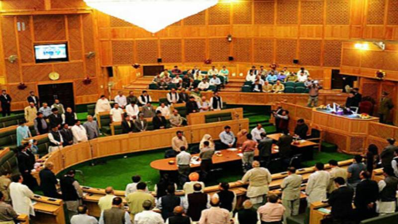 پیپلز پارٹی اور ن لیگ کے درمیان سیاسی کشمکش؛ آزاد کشمیر میں اِن ہاؤس تبدیلی میں رکاوٹ