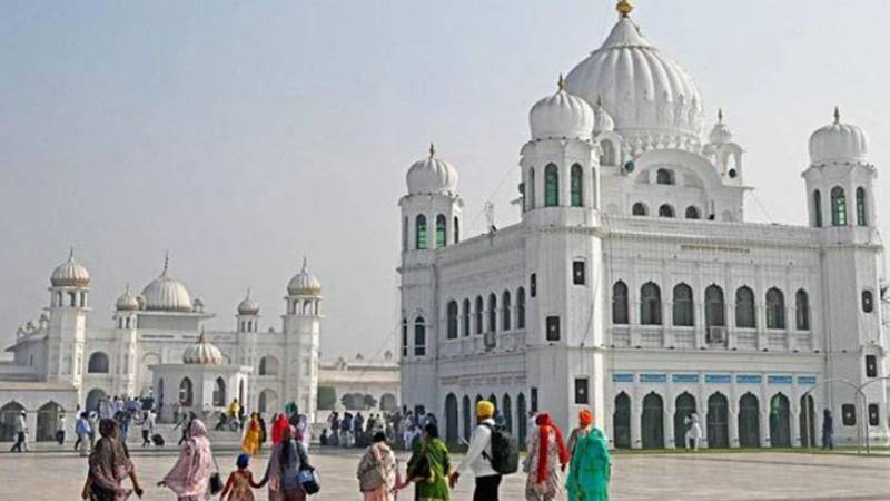 بابا گرو نانک کے 556ویں جنم دن کی تقریبات کے سلسلے میں بھارت سے سکھ یاتری پاکستان روانہ