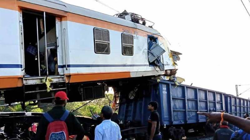چھتیس گڑھ میں ٹرین حادثہ، 11 ہلاکتیں، درجنوں زخمی