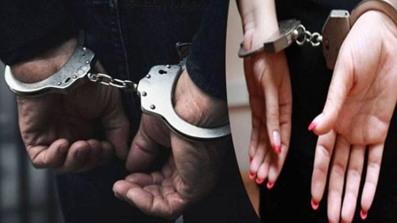 مانگا منڈی پولیس کی کارروائی: شراب سپلائی میں ملوث میاں بیوی گرفتار
