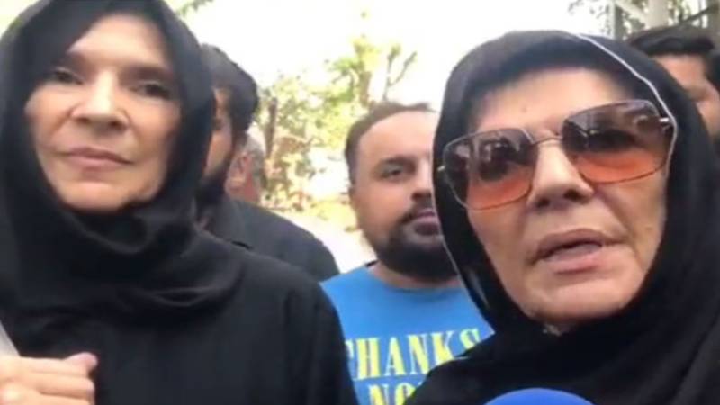 عمران خان کی بہنوں علیمہ خان اور عظمیٰ خان کے وارنٹ گرفتاری جاری
