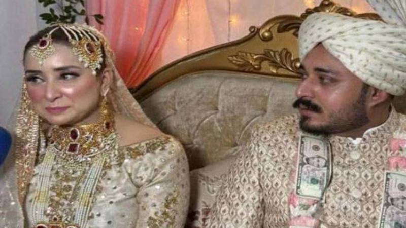 نبیحہ علی خان نے شادی کے زیورات اور لہنگے کی قیمتوں پر وضاحت دے دی